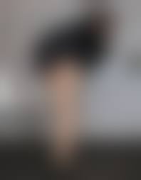 熟女ふとももエロ|熟女のミニスカ画像21枚！ムチムチの太ももがエロい素人ババアのミニスカ姿！(パンチラあり) | エロログZ