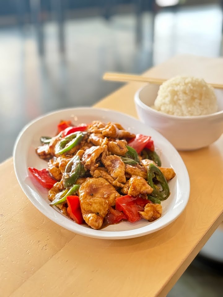 Chow Wok by null