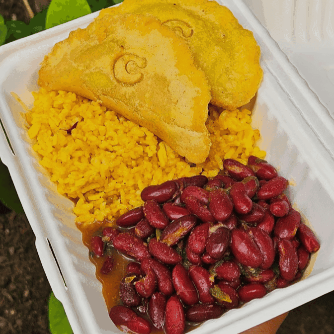 Mami's Empanadas by null