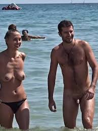 Nudist voyeur jpg x Nudist voyeur