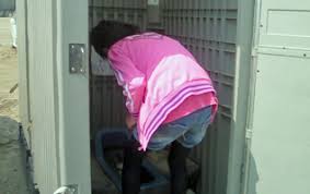 女子小学生厕所|JR東日本e231系1000番台のトイレ！？ - ニコニコ静画(イラスト)