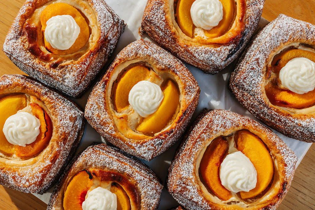 Oak and Honey by null