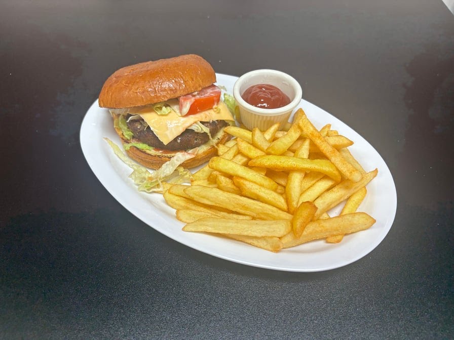 Stella Maris Restaurant & Grocery by null