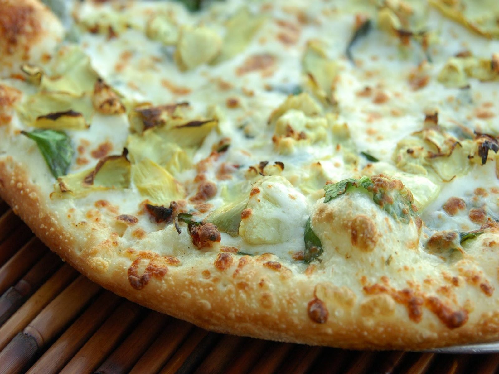 Bellagios Pizza by null