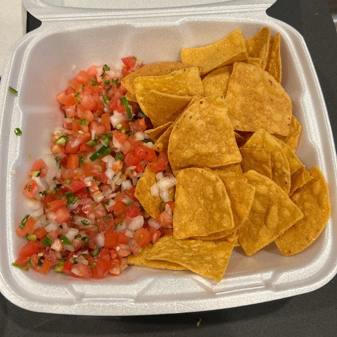 Beto's Taqueria by null