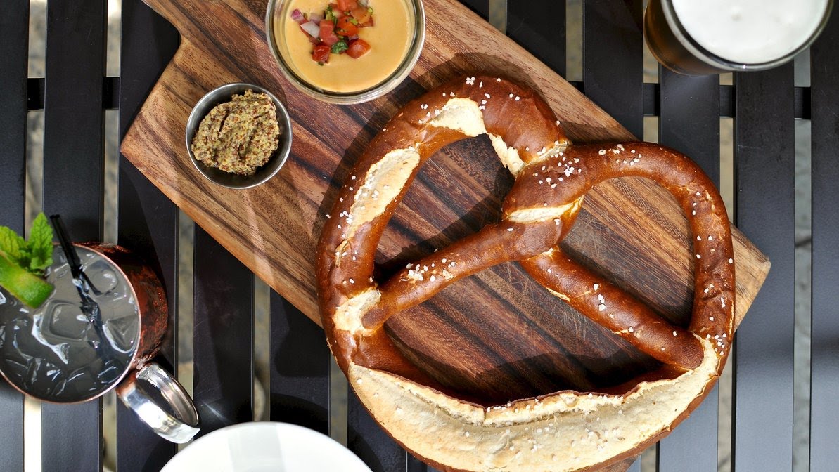 Fado Irish Pub by null