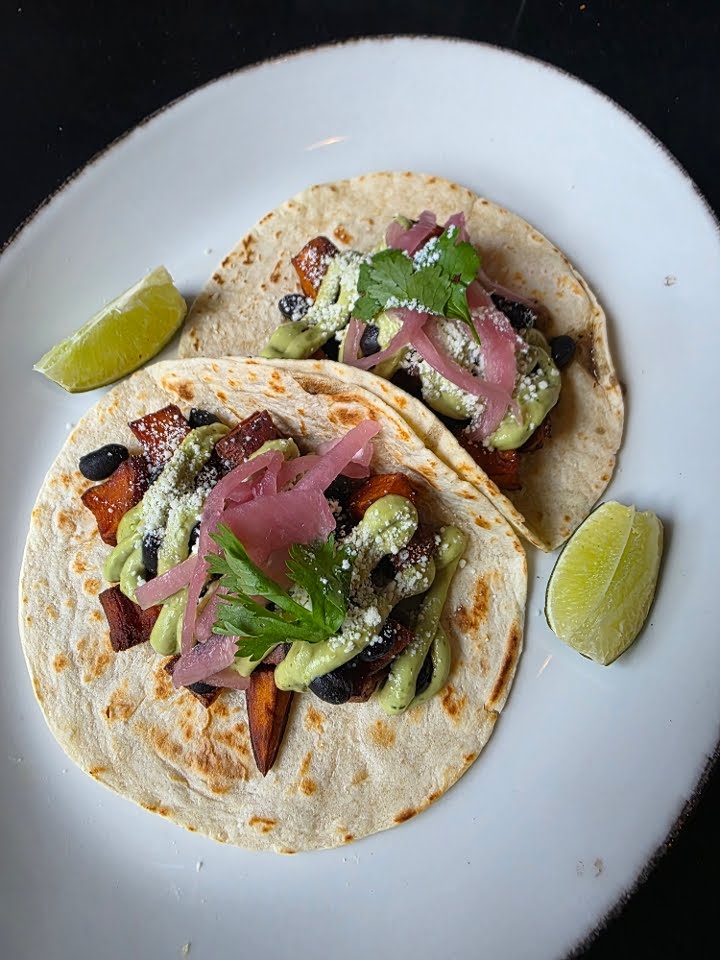 Five Horses Tavern - South End by null