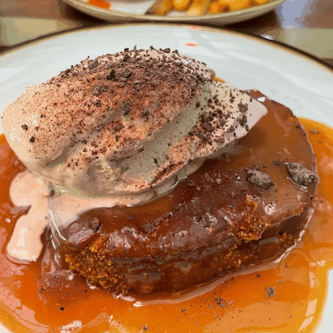 Dreamland Bar & Diner by null