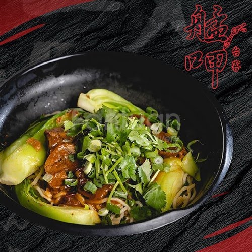 Monja Taiker by null