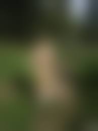 голая пизда на даче|Жена дрочит пизду на даче огурцом (22 фото)