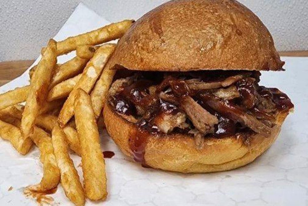 Edith's Pizza by null