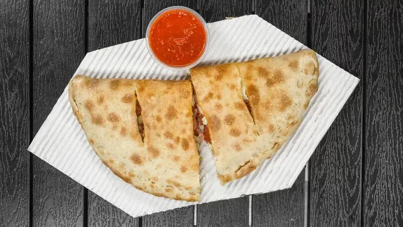 Motown's Pizza by null