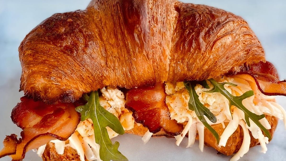 Amara Cafe & Restaurant by null