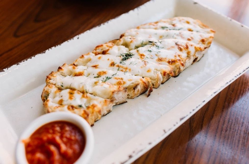 Eno's Pizza Tavern by null