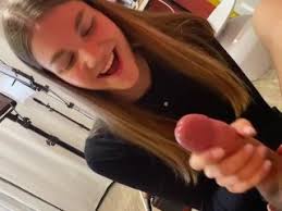 Hot homemade amateur handjob gif x Amature handjob