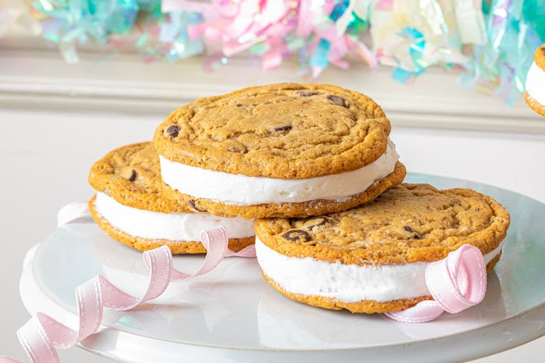 Great American Cookies by null