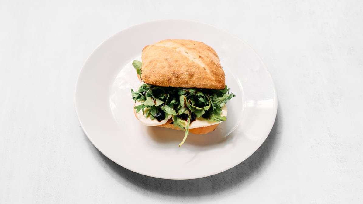 Benny's Bagels by null