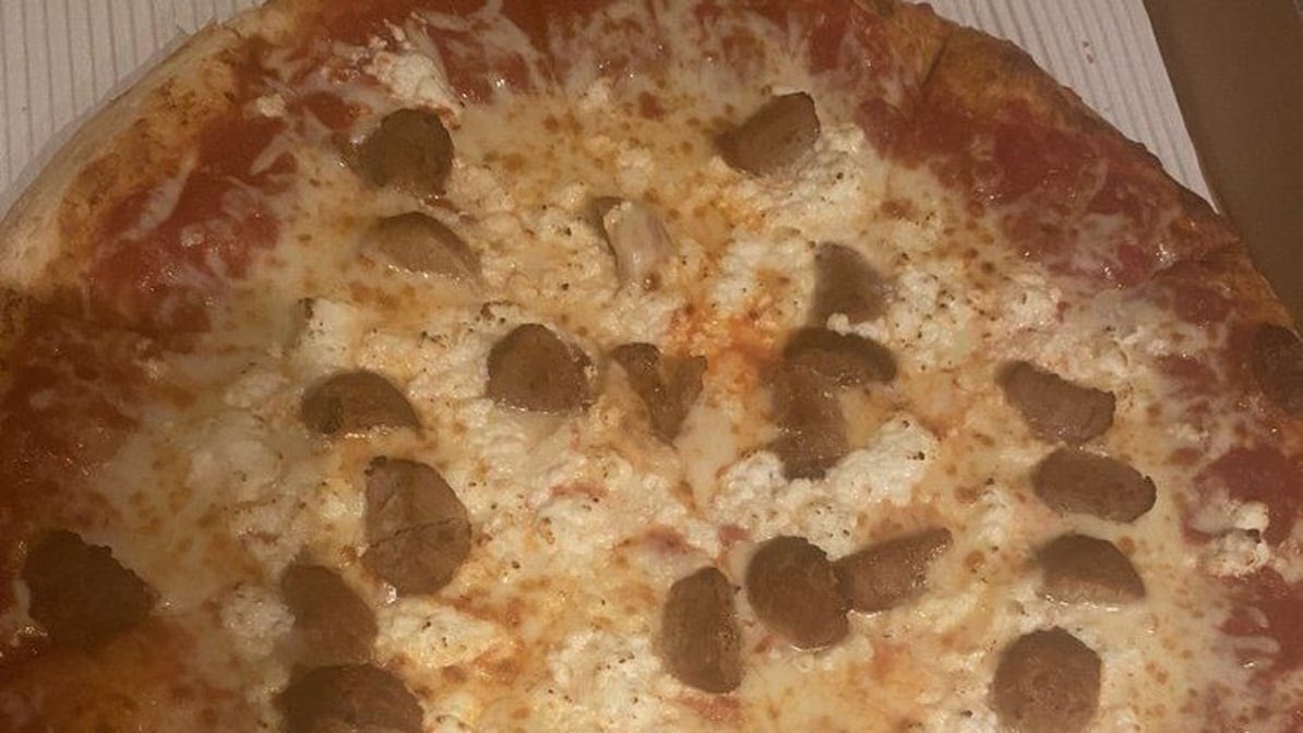 Fellinis Pizzeria by null