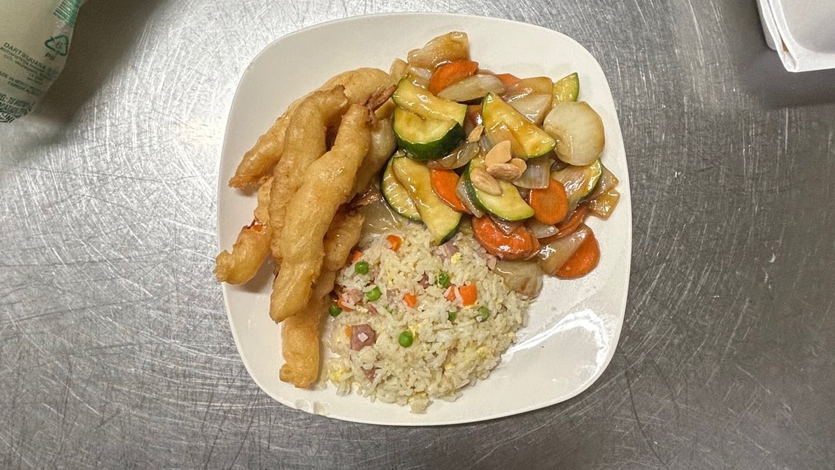 Ming's Restaurant by null