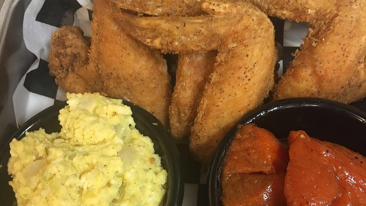 Mabel's Barbeque by null