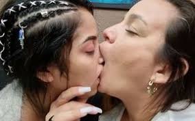Brazilian lesbians kissing jpg x Brazilian lesbian kissing