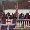 イタリア 真冬の川に飛び込む新年恒例のイベント 感染収束願う
