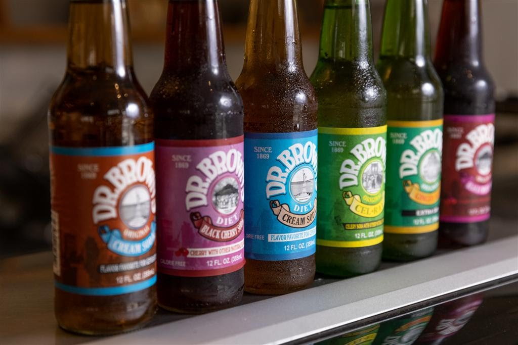 Art's Delicatessen & Restaurant by null