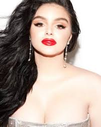 Easaatbaaaaaa usd usi jpg x Ariel winter sexy