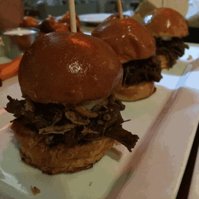 The Garage on Motor Ave by null