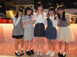 女子中学生　集合写真|