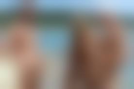 cfnm beach cock|黒髪の褐色熟女二人がビーチで巨根を見つけて開放的騎乗位3p - Pornhub.com