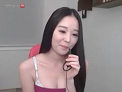 March the king of the bomb worth yuan a group of female obscene broadcast jpg x Korea bj