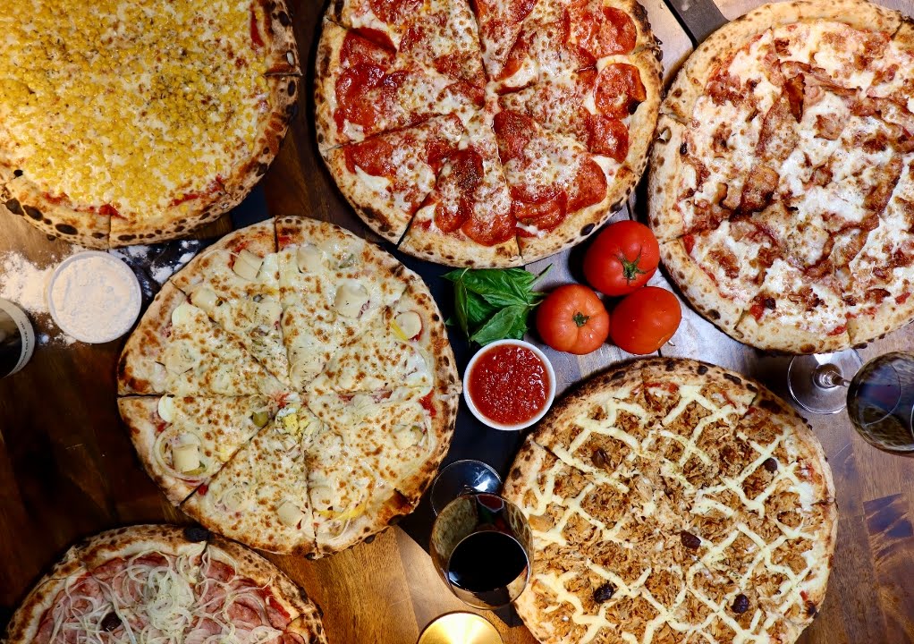 Brazil Gourmet Pizzeria & Grill by null