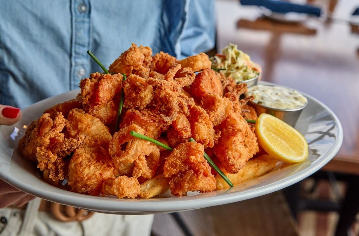 Joe's Waterfront by null