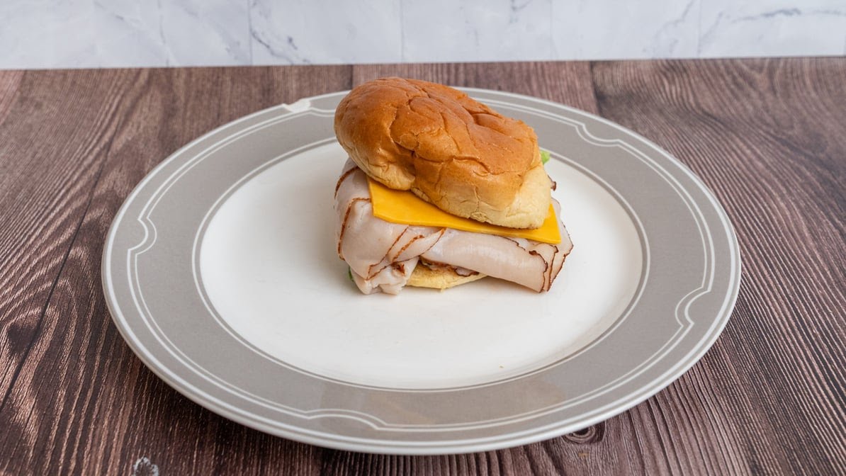 Deanwood Deli by null