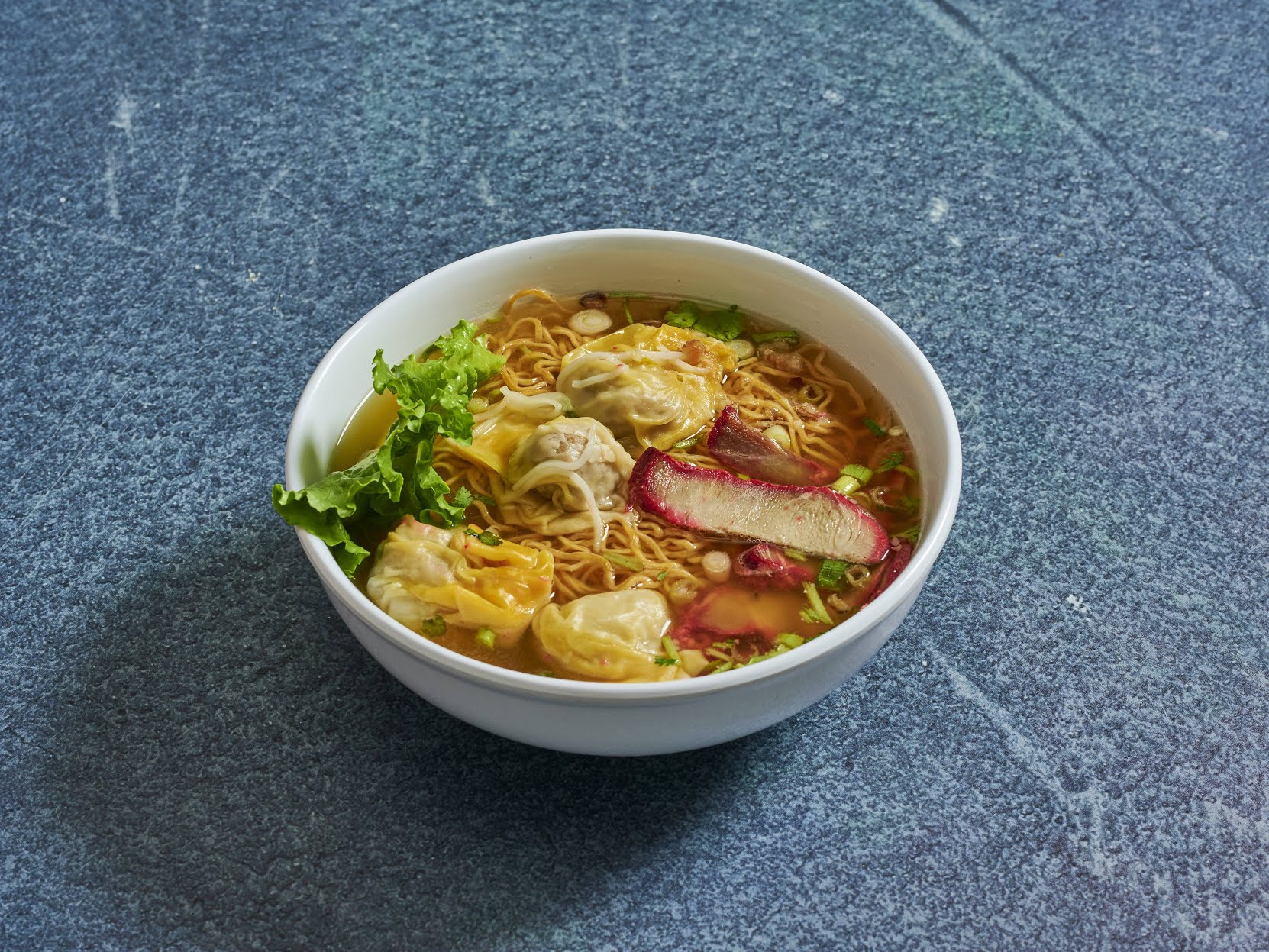 LOTUS BISTRO by null