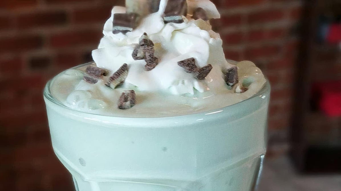 Ramone's Ice Cream Parlor by null