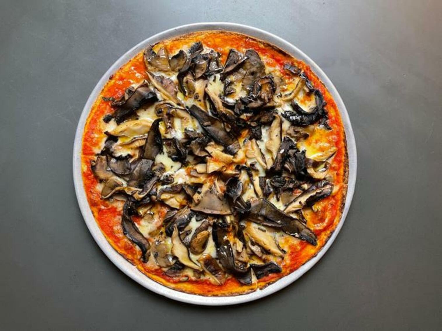 Gruppo NYC Thin Crust Pizza by null