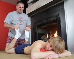 Son offers his dad a massage session jpg x Daddy massage