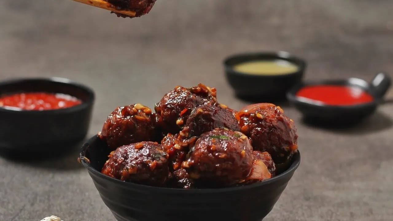 Arbor Walk // Masala Wok Indian + Asian Fare by null