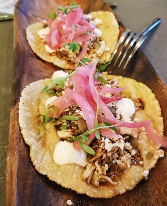URBANA Mexican Gastronomy & Mixology by null