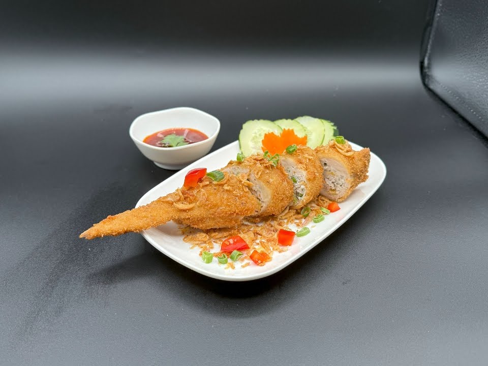 Cool Basil Clive by null