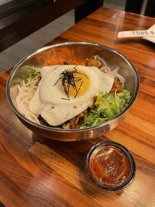 Momo Chicken and Grill by null