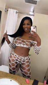 Ts miami lee has a raw uncut chocolate stick for you to enjoy femboy addict jpg x Transexuales en miami