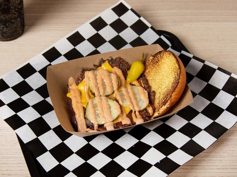 Small's Smash Club by null