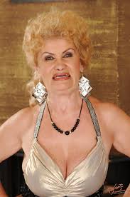 Free mobile porn videos great blonde granny with big boobs lives jpg x Granny big