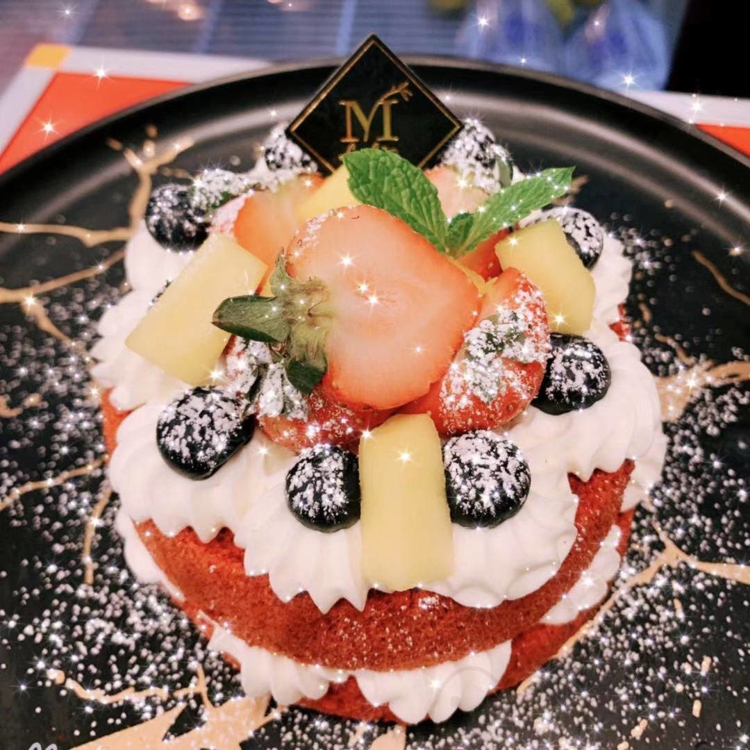 La Luna Tea & Dessert Bar by null