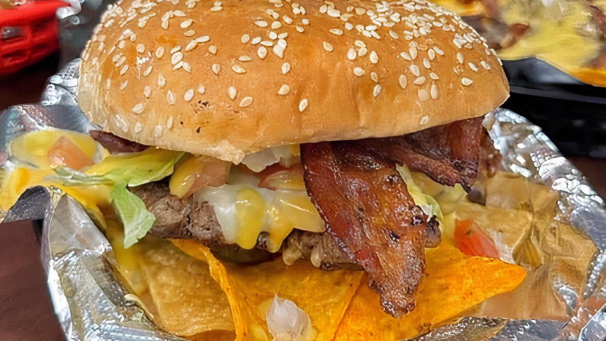 Jordan's Hot Dogs & Mac by null