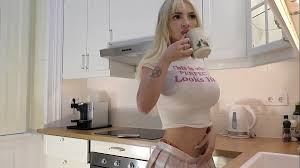 Super hot big ass tits trans shemale pornstar bruna butterly sucks gets hard anal fucking jpg x Super hot big tits