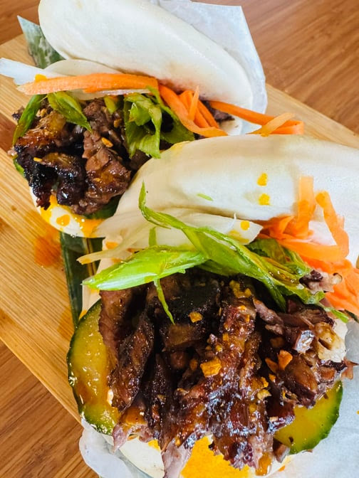 Jeepney Winnipeg (1833 Inkster) by null